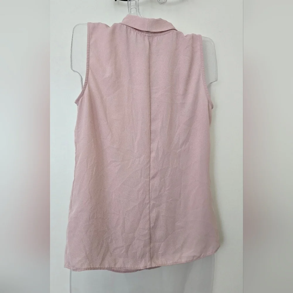 3/$20 Laundry by Shelli Segal Sleeveless Blouse Blush Pink XS - Picture 3 of 3